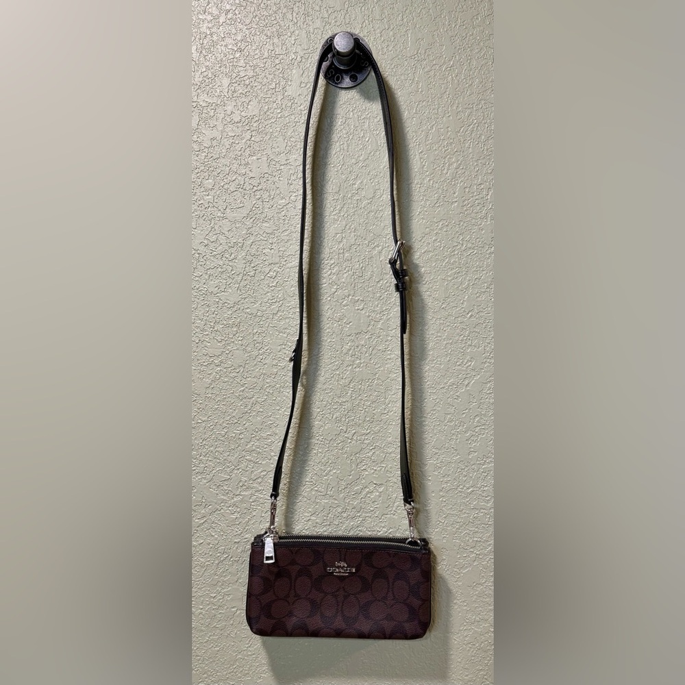 Coach Double Zip Crossbody in Signature Canvas- New without tags - Picture 2 of 14